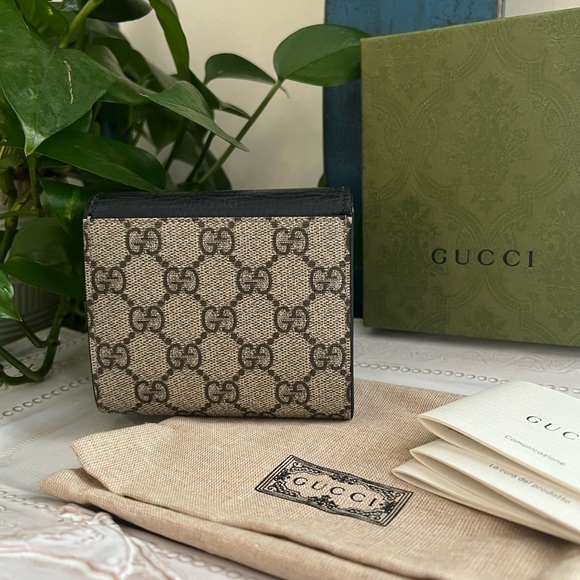 GUCCI GG Marmont Supreme Compact Wallet - Picture 4 of 12